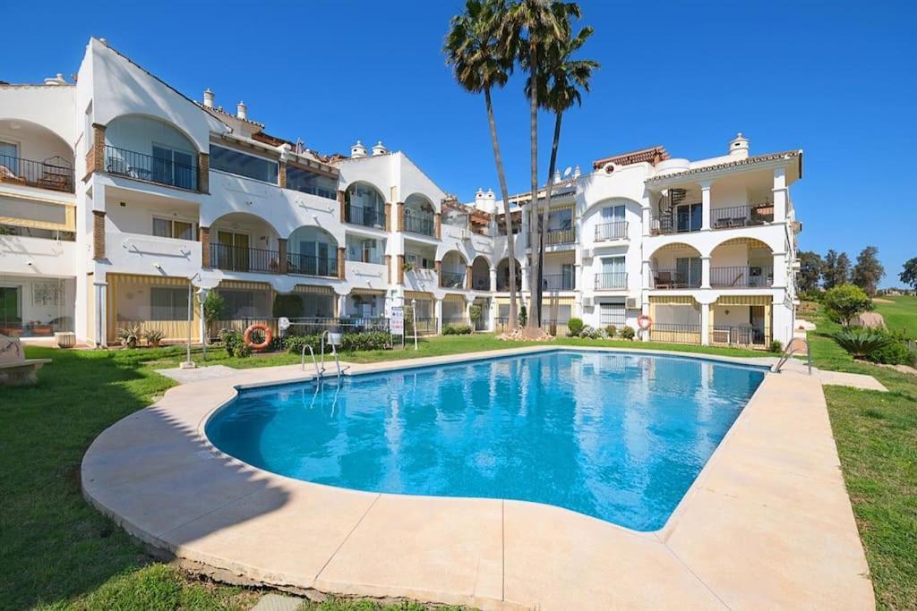 En Siesta Golf Apartment Málaga